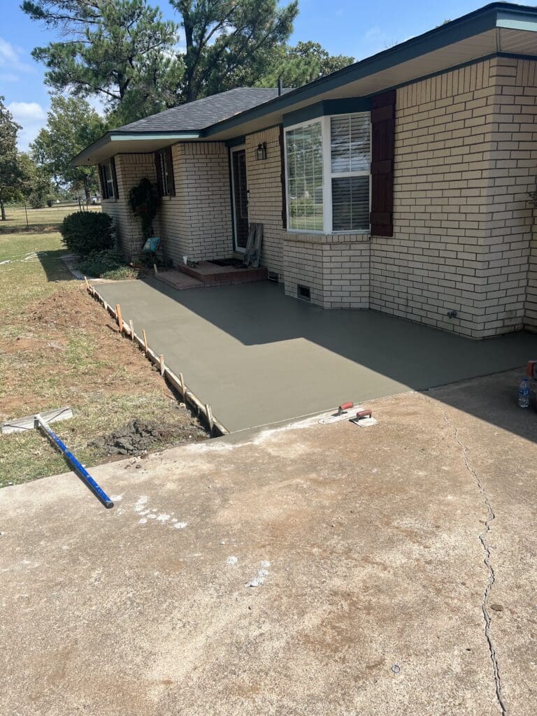 Henrietta Front Patio Before